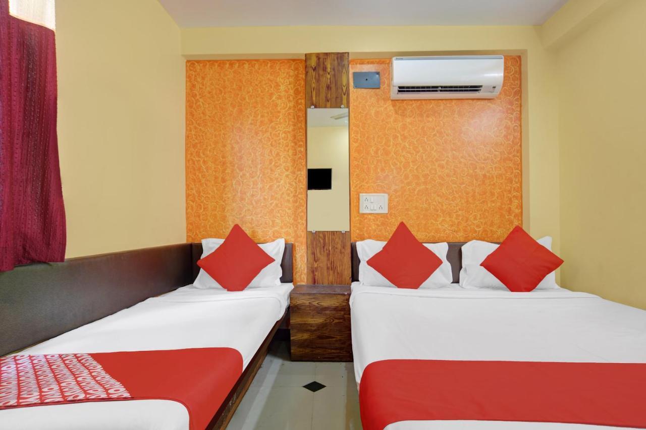 Oyo 79454 Shree Laxmi Palace Hotel Ujjain Exterior photo